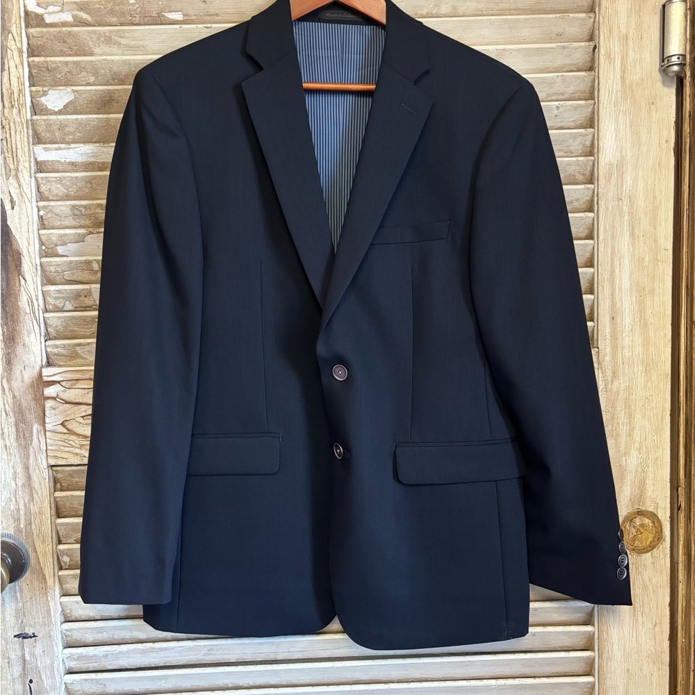 Classic Blue Men's suit jacket